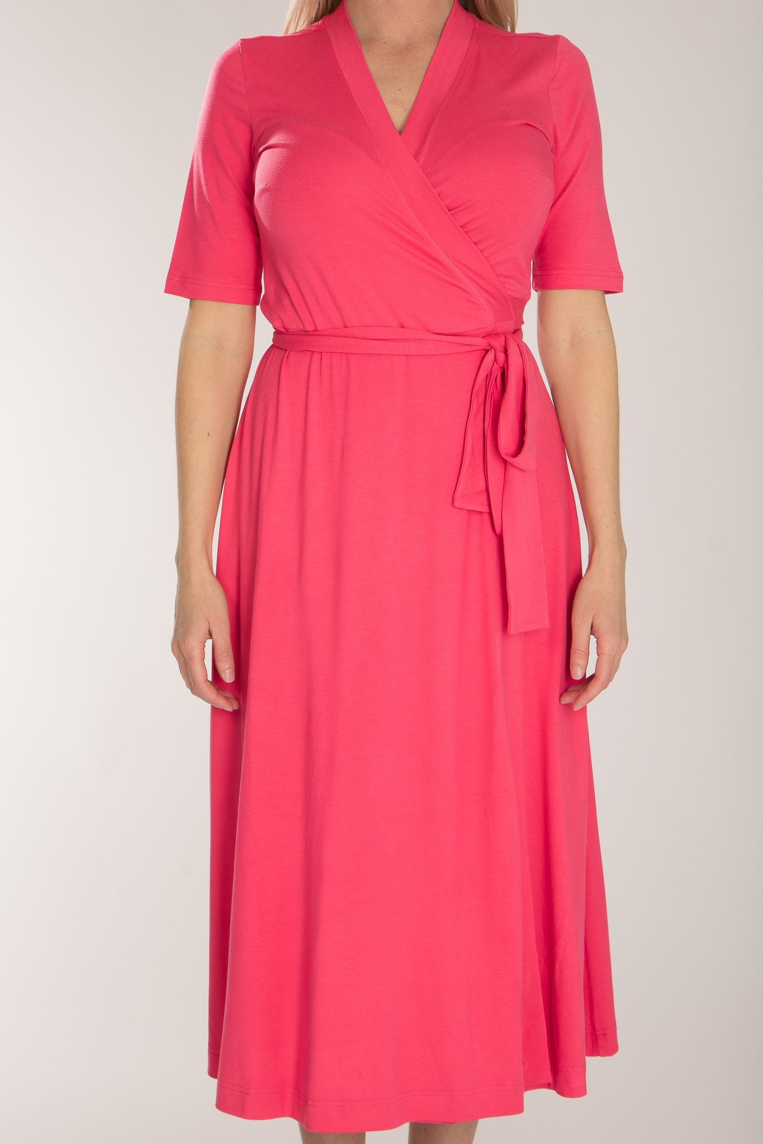 Bianca™ – Omlottklänning i midilängd – Blush Pink