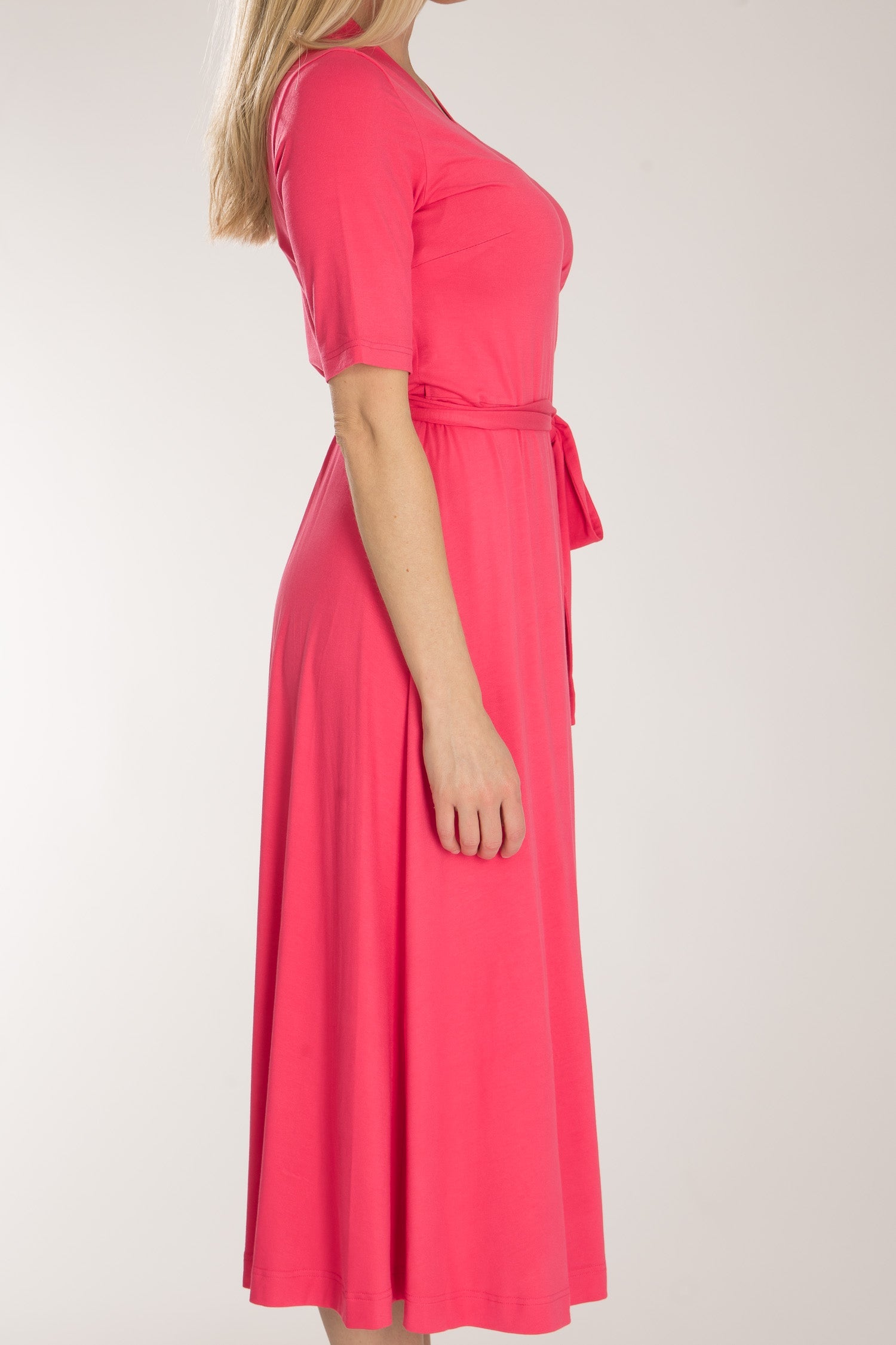 Bianca™ – Omlottklänning i midilängd – Blush Pink
