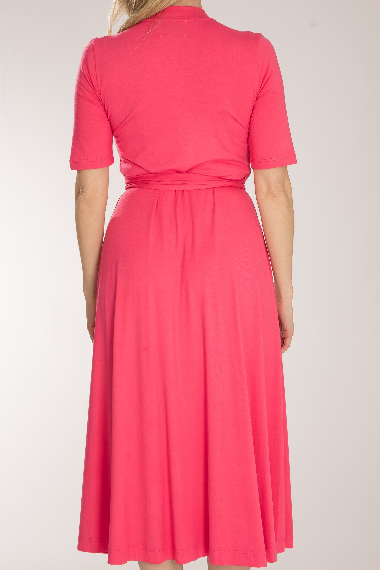 Bianca™ – Omlottklänning i midilängd – Blush Pink