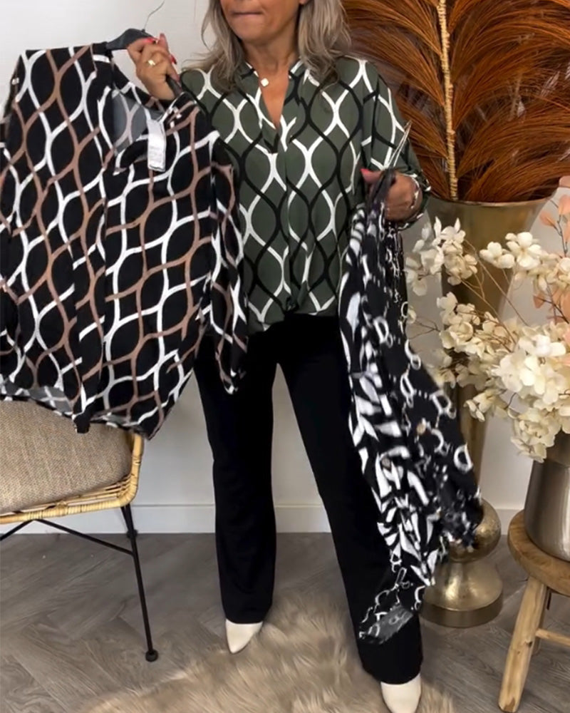 Dagny™ – Blus med Grafiskt Mönster