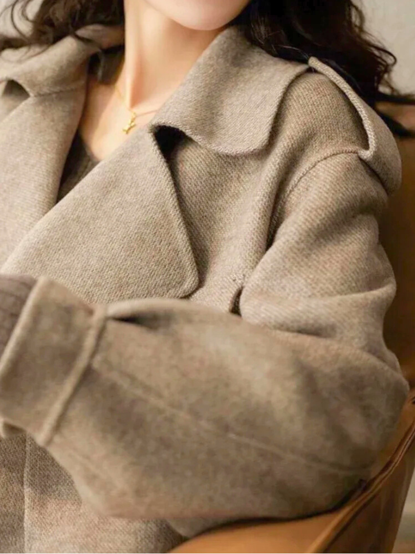 Elsi™ – Elegant och Tidlös Trenchcoat