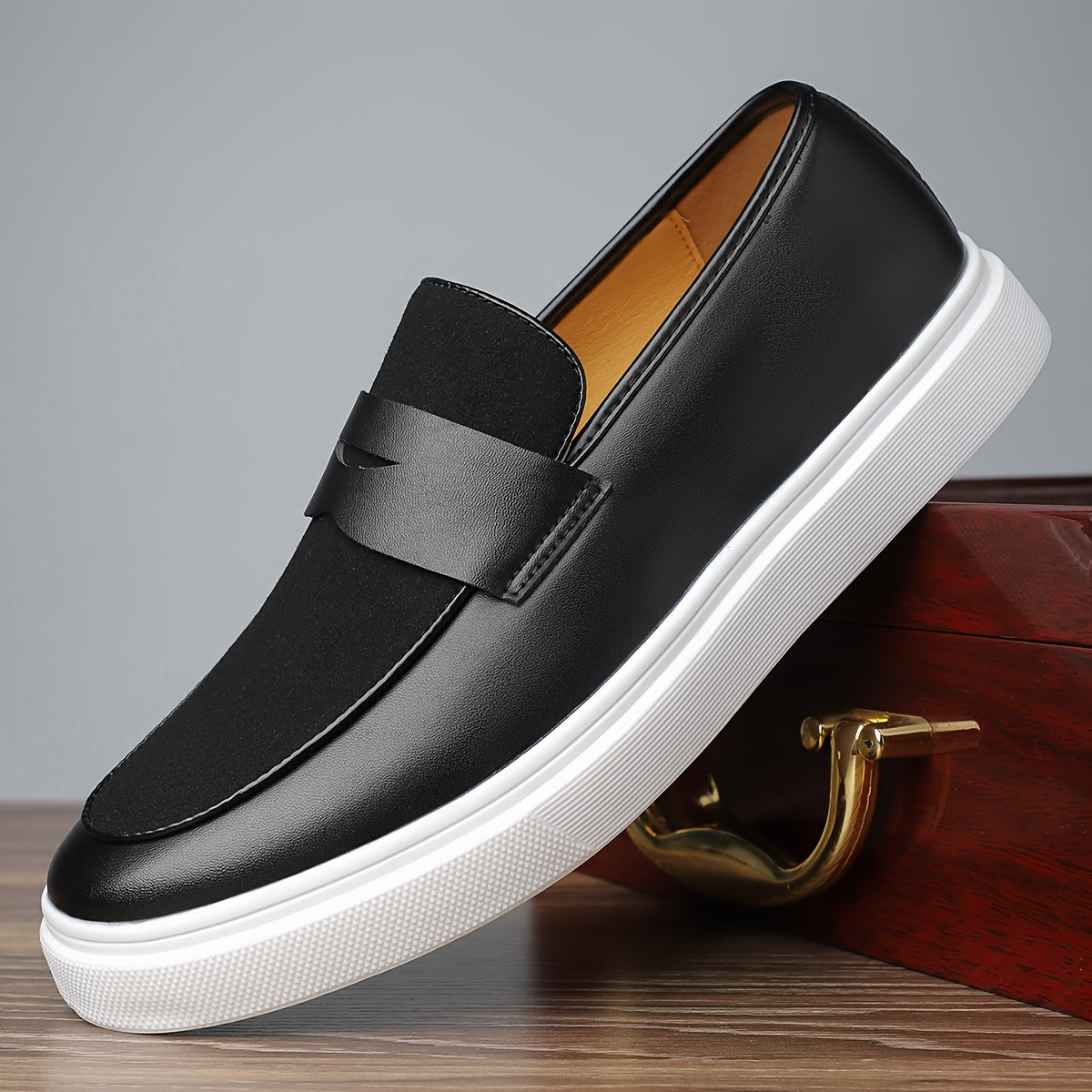 Nils™ – Eleganta Herrskor i Läderlook