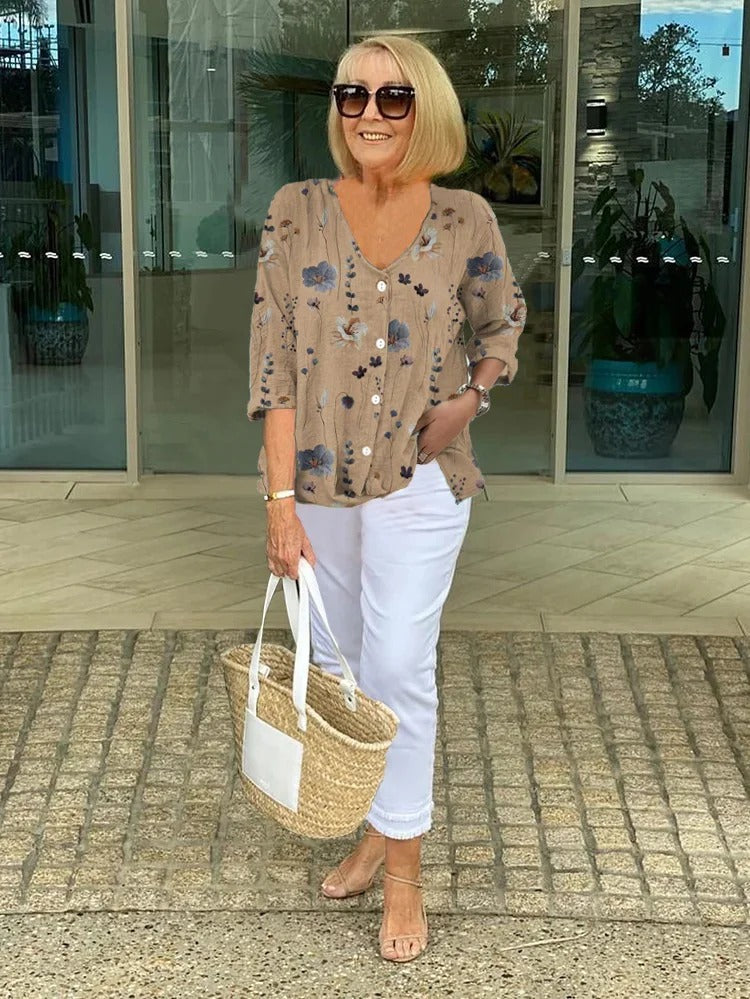 Majken™ – Blommig blus med 3/4-ärmar