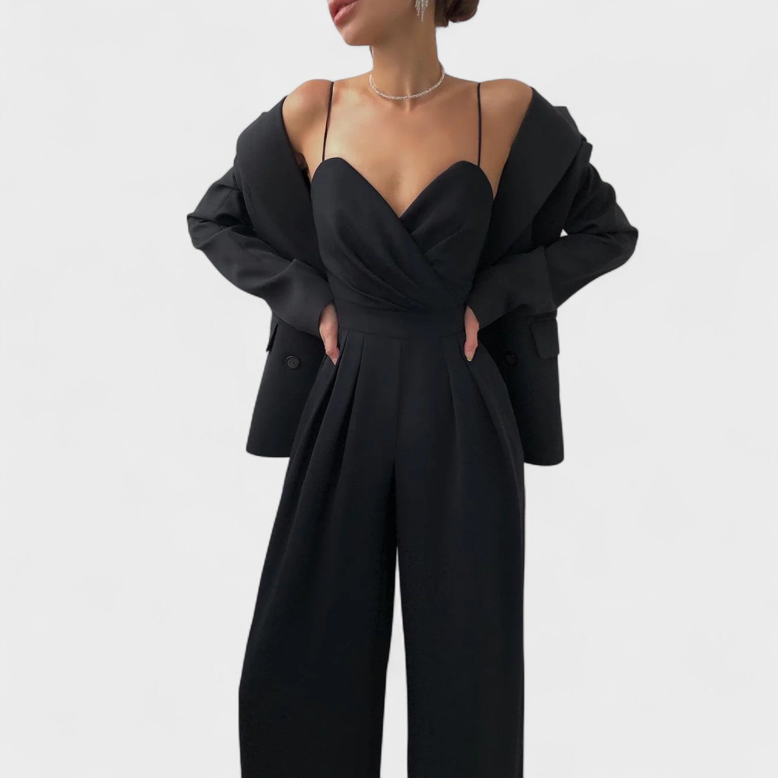 Noelle™ – Elegant vårjumpsuit med smickrande passform