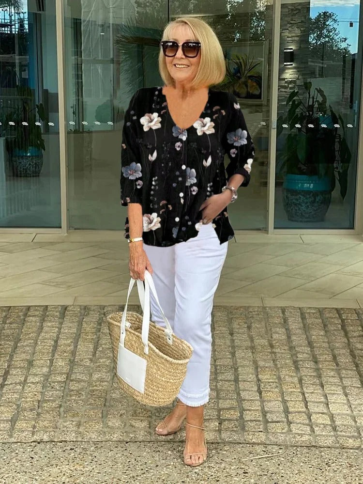 Majken™ – Blommig blus med 3/4-ärmar