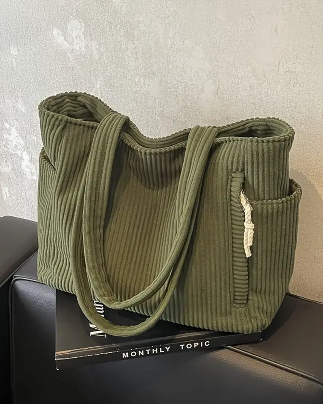 Lykke™ – Ribbad totebag med dragskodetalj