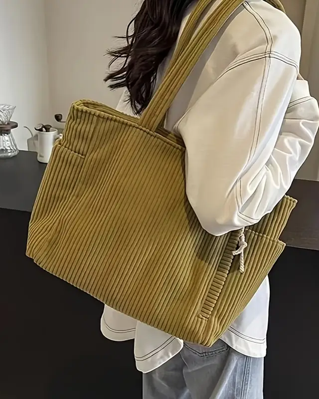 Lykke™ – Ribbad totebag med dragskodetalj
