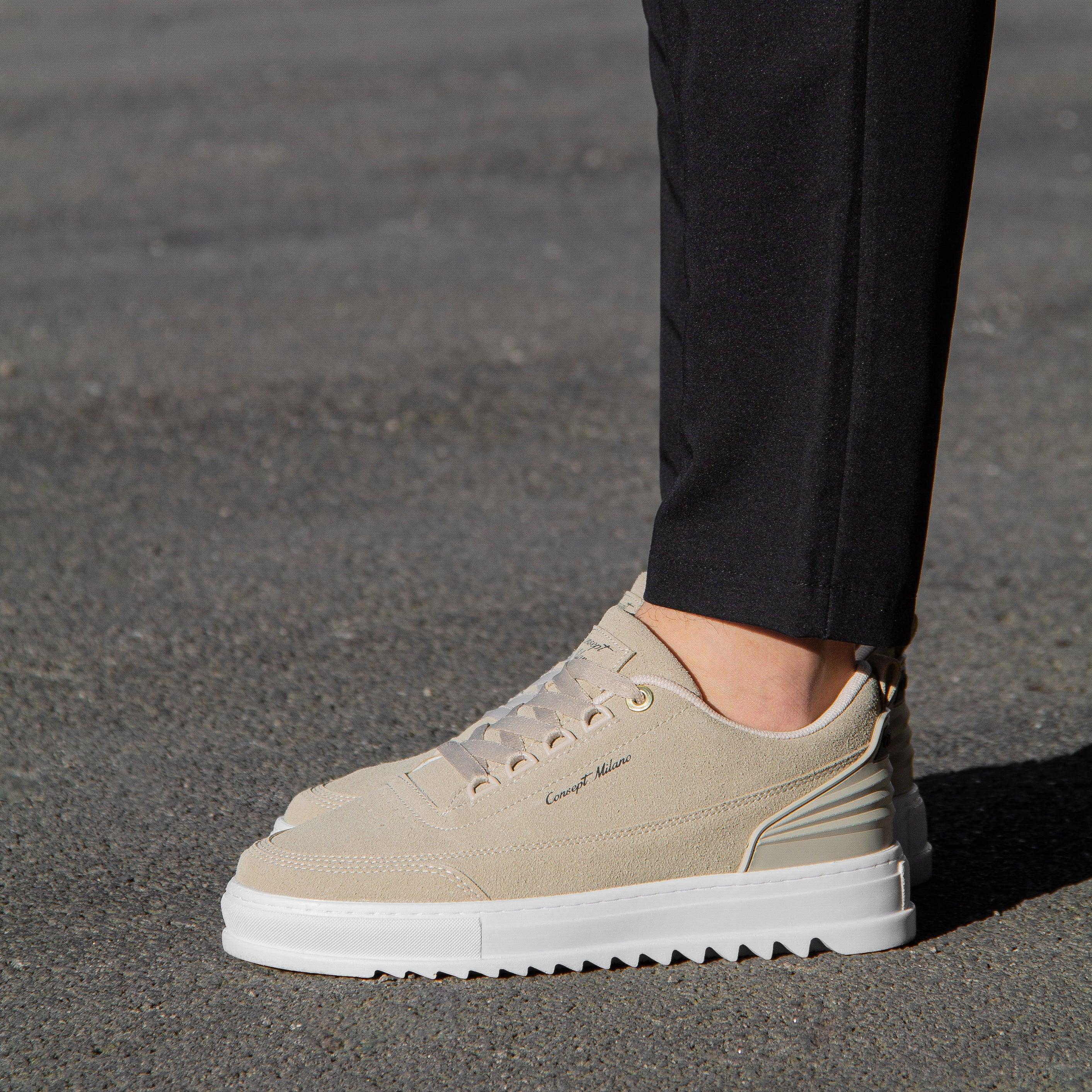 Sven™ – Grå sneakers i äkta mocka med modern sula