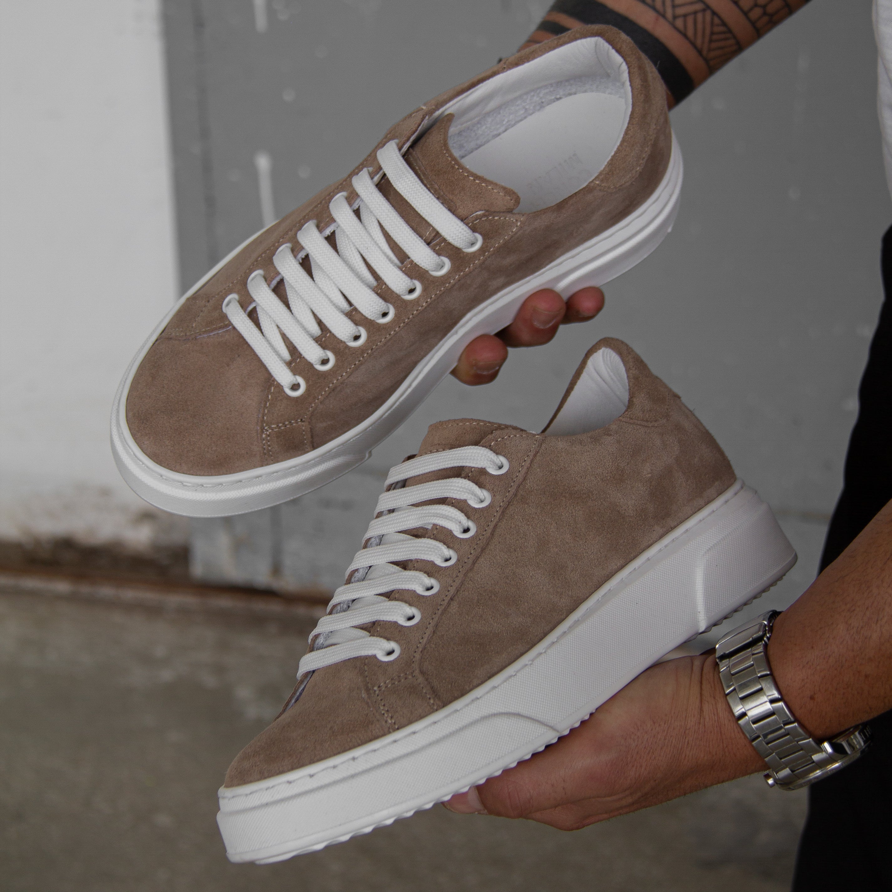 Ivar™ – Vita sneakers i äkta läder