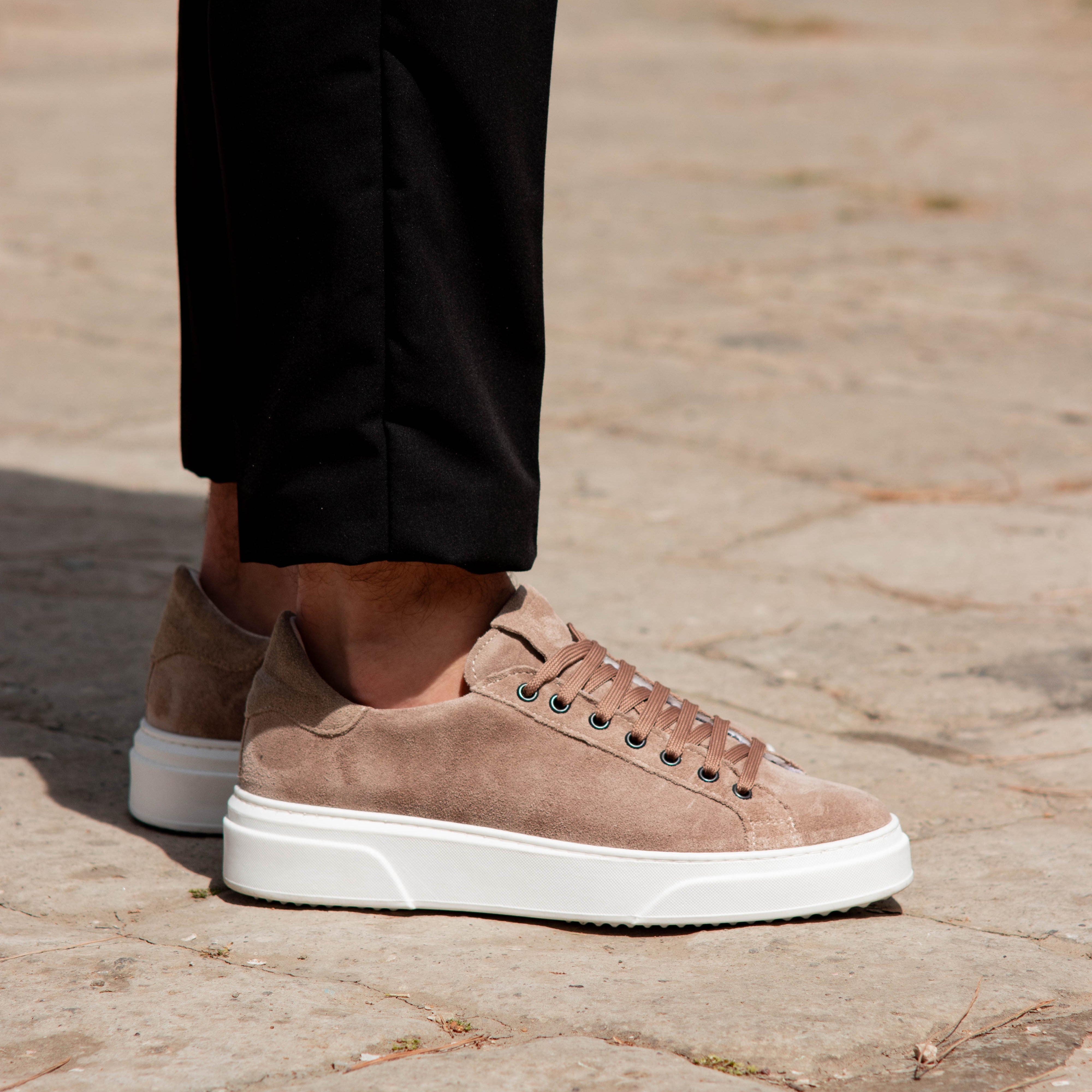 Ivar™ – Vita sneakers i äkta läder