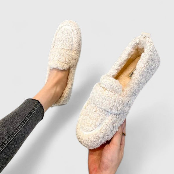 Tuva™ – Värmande tofflor med stilren komfort