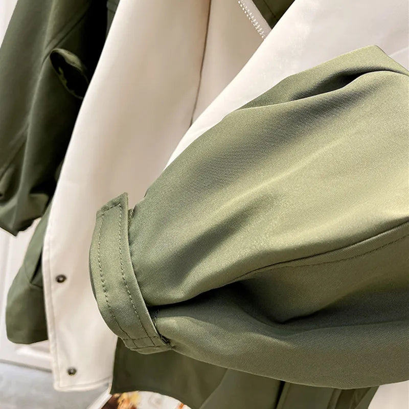 Yrla™ – Elegant och Vindtät Jacka