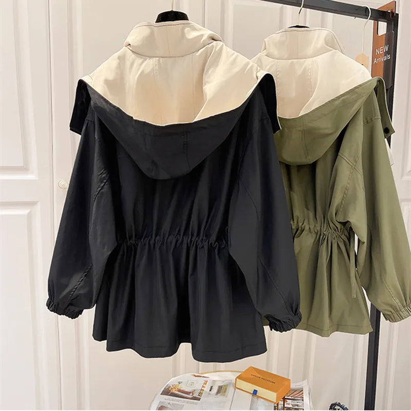 Yrla™ – Elegant och Vindtät Jacka