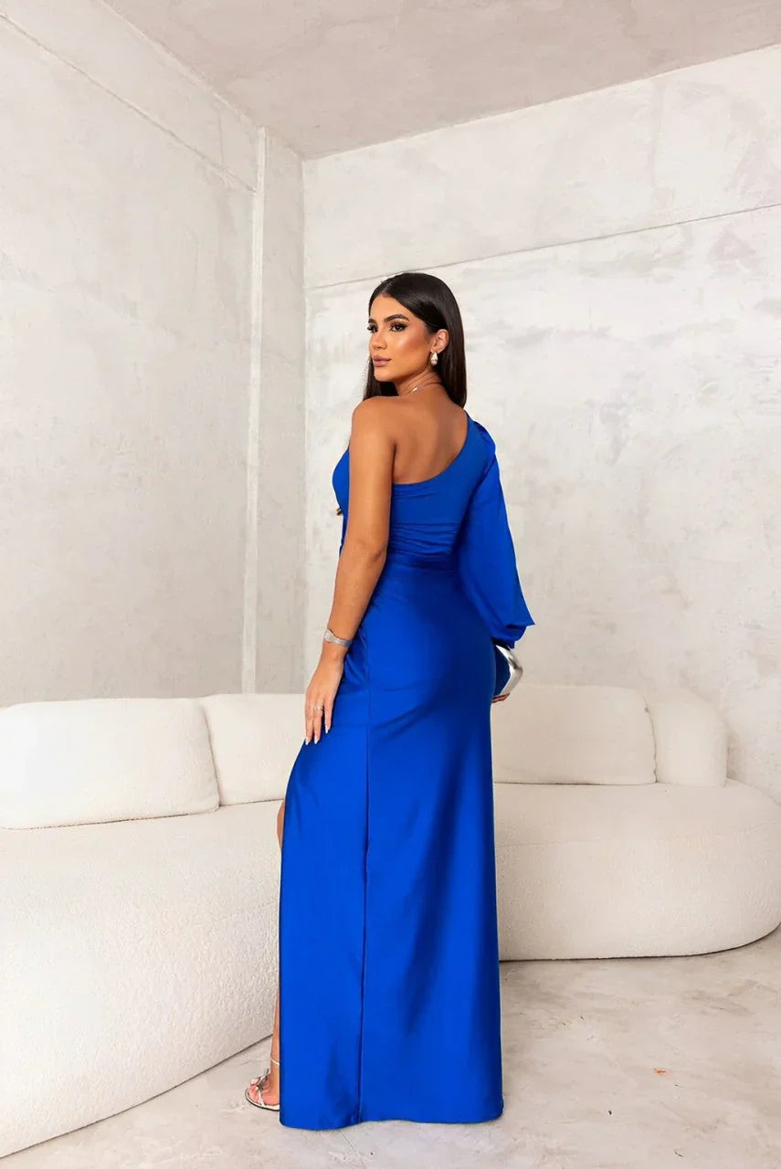 Delara™ – Elegant asymmetrisk aftonklänning