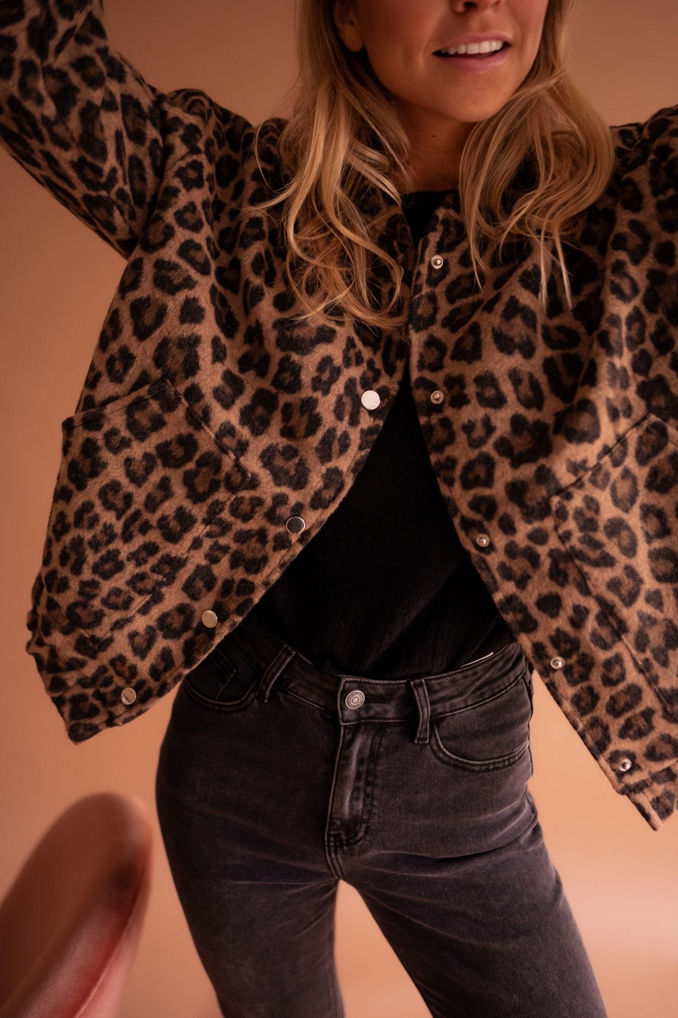 Selvina™ – Trendig Leopardjacka för Kvinnor