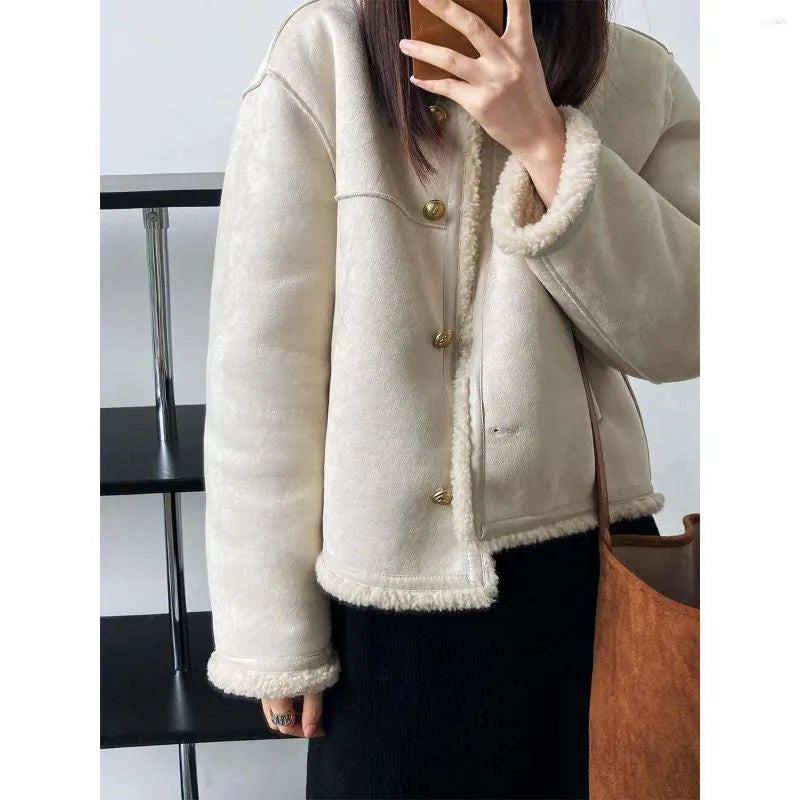 Anaïs™ – Premium Lammulljacka med Fuskpälsfoder